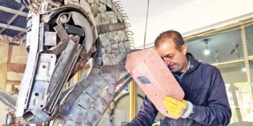 İran’lı heykeltıraş göç ettiği Van’da sanatını icra ediyor - Adsiz 61