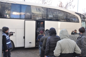 Kars'ta 35 göçmen sınır dışı edildi