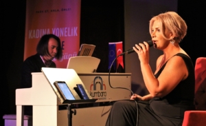 Van'da “Kadın ve Sanat” temalı konser düzenlendi