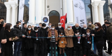 Van’da Atatürk Sanat Galerisi’ndeki etkinliğe AKP’li yöneticiler katılmadı - ataturk sanat galeris