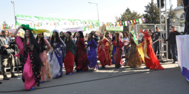 Ercişli kadınlar 8 Mart mitingine hazırlanıyor - 8 mart diyarbakir1