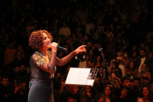 AKP'li belediye Kürt sanatçı Aynur Doğan konserini iptal ett