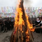 Newroz ateşinin ısıttığı Doğubayazıt’ta: Bu Newroz özgürlük Newrozu olacak