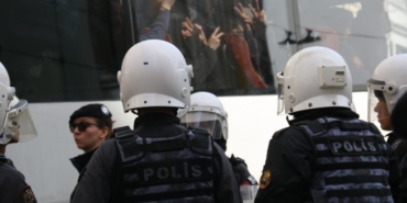 Galatasaray Meydanı’nda direnen Cumartesi Anneleri’ne gözaltı - cumartesi anneler23