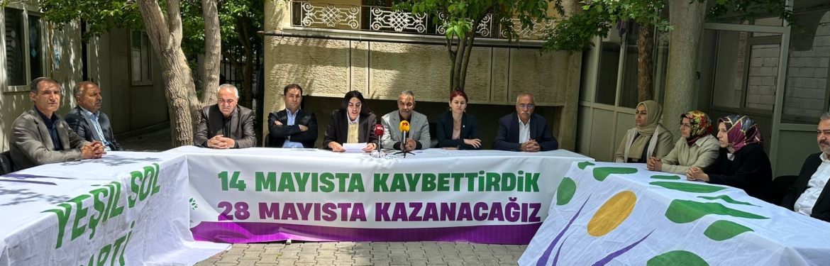 Green left(YSP) gave a self-criticism in Van - yesil sol parti van ozelestiri 2