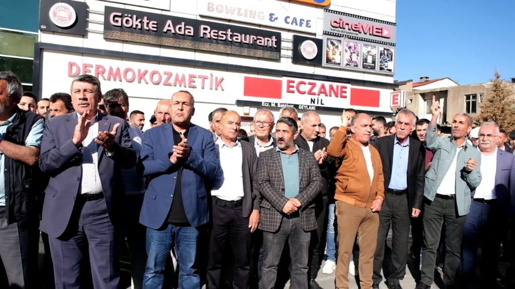 Gazeteci Aygül’e yönelik saldırıya Bitlis’teki STK’lerden tepki! - 1000224768