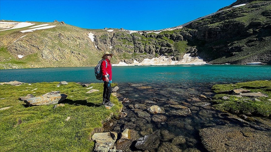 Doğaseverler Norduz Yaylası ve Çalyan Gölü’nü gezdi - van dogaseverler