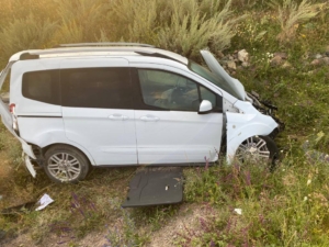Kars’ta şarampole devrilen otomobilin sürücüsü öldü