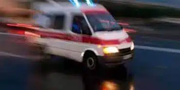Diyarbakır'da bıçaklı kavga: Bir ağır yaralı - ambulans 1 1140x570 1