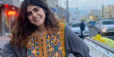 Kadın aktivist başörtüsünü reddedince duruşmaya çıkarılmadı - kadin aktivist iran