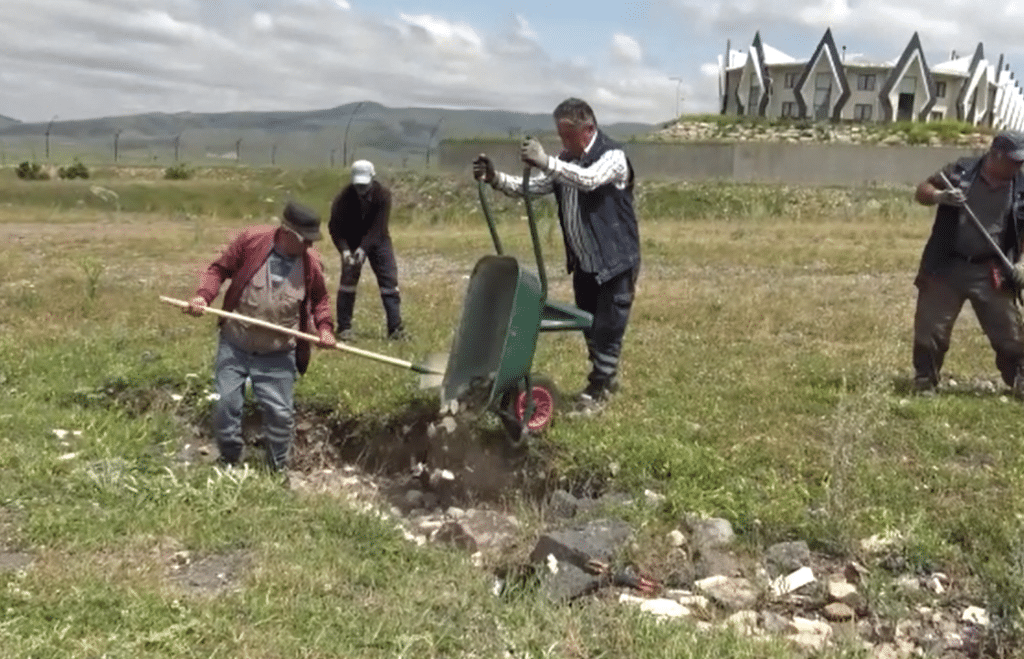 Cıbıltepe Kayak Merkezi'nde kış hazırlıkları - kars kayak merkezi3