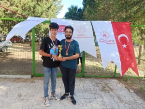 Erzurumlu gençler, geliştirdikleri roketle Türkiye şampiyonu oldu