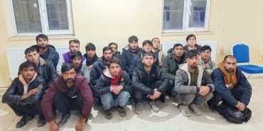 Ağrı'da 19 düzensiz göçmen yakalandı