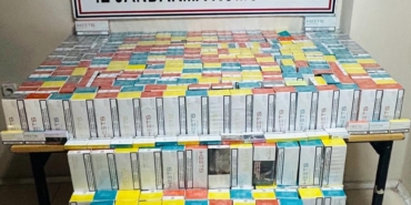 Erzurum'da otobüste 5 bin 299 paket kaçak sigara ele geçirildi