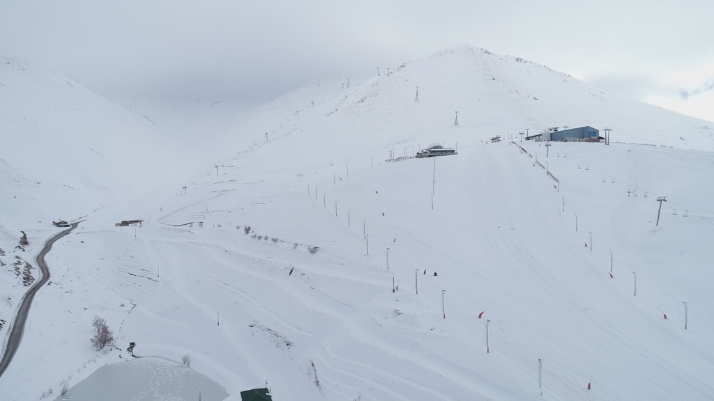 Kayak heyecanı bu sezon da en erken Palandöken'de başlıyor - AA 20231125 33018265 33018261 TURKIYEDE KAYAK HEYECANI BU SEZON DA EN ERKEN PALANDOKENDE BASLAYACAK