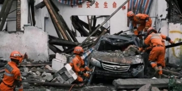 Çin'de deprem: 111 kişi yaşamını yitirdi 220 yaralı - cin deprem