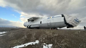 Van depreminde yardım için gelen Gürcistan uçağı, 2011'den beri onarılmayı bekliyor
