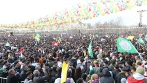 Fotoğraflarla Van Newroz kutlamaları - Fotograflarla Van Newroz kutlamalari